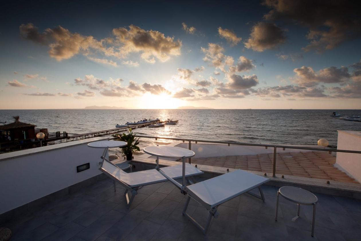 Sunset Beach Марусса Экстерьер фото