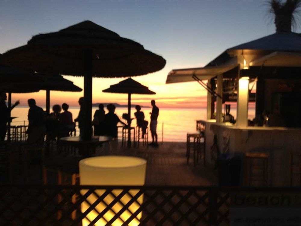 Sunset Beach Марусса Экстерьер фото